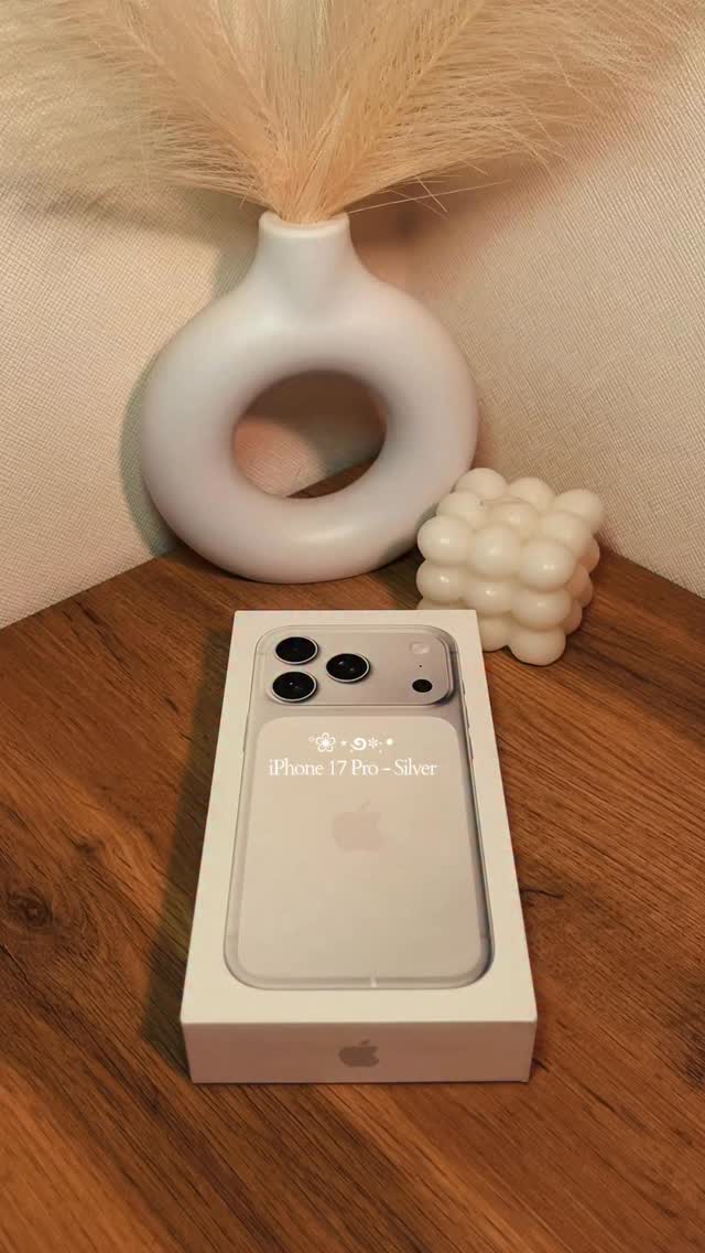 Unboxing de mi nuevo iPhone 17 Pro en color silver 🩶🥺✨ @apple
#unboxingiphone #iphone17pro #iphonesilver #unboxingiphone17pro #iphoneunboxing