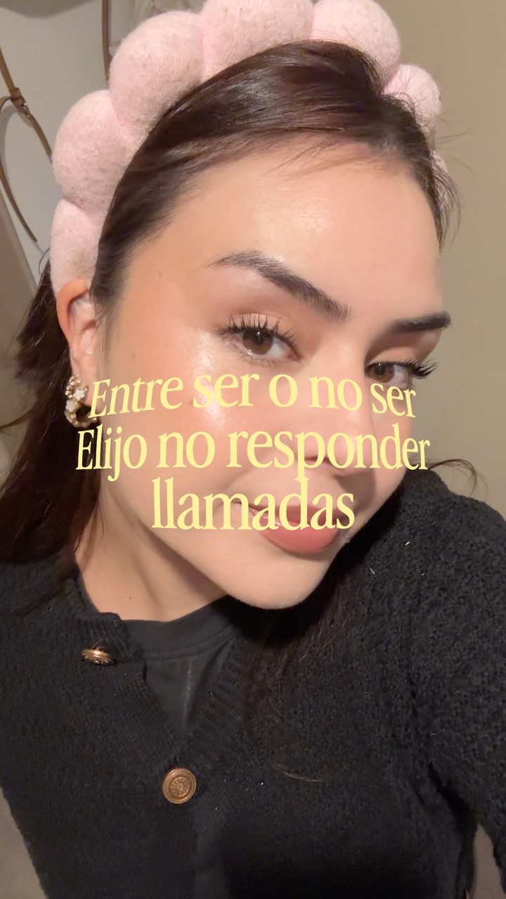 Mejor manden mensaje. Entre ser o no ser elijo no responder llamadas djjdjdjd #chile