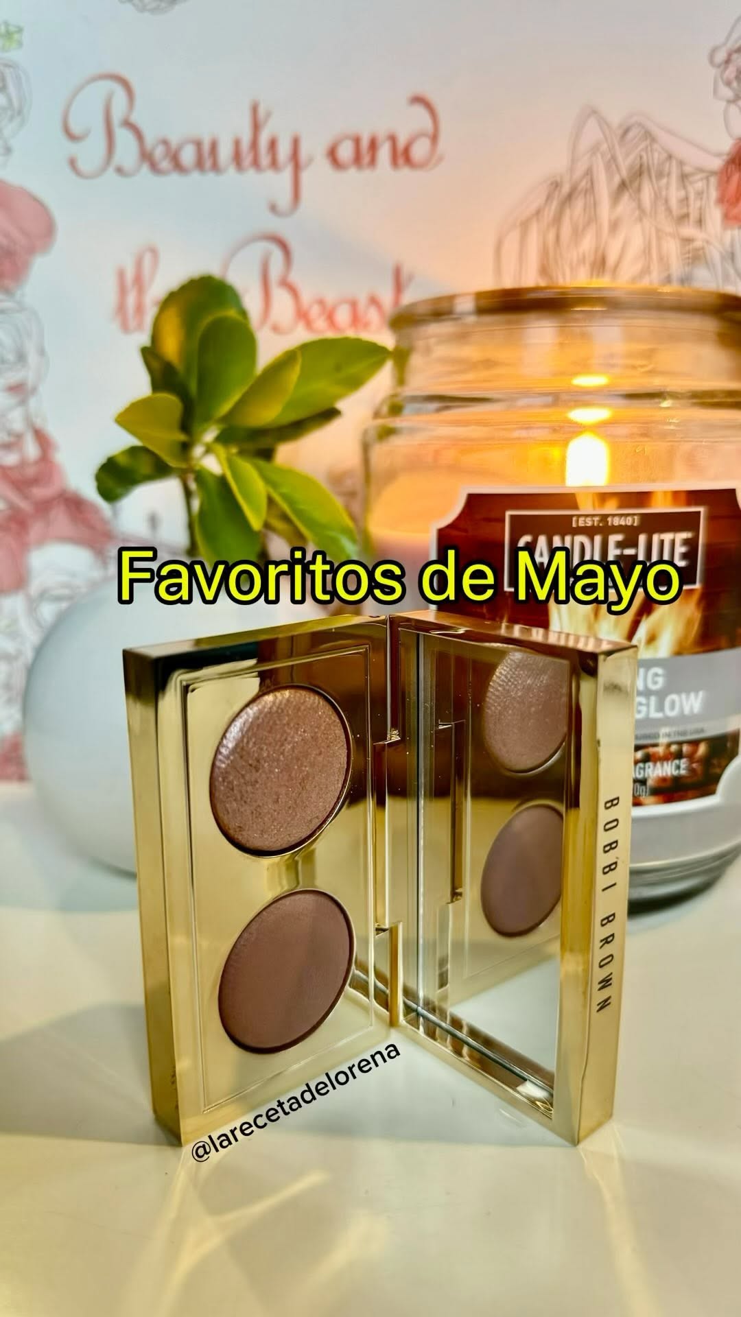 Hola:

Les traigo mis favoritos del mes:
 
- Dúo @bobbibrowncl *Tono: Midnight Toast
- Quad @narsissist *Tono: Laguna
- Paleta Rostro @chanel.beauty *Tono: 957 Tendresse
- Paleta Rostro @natashadenona