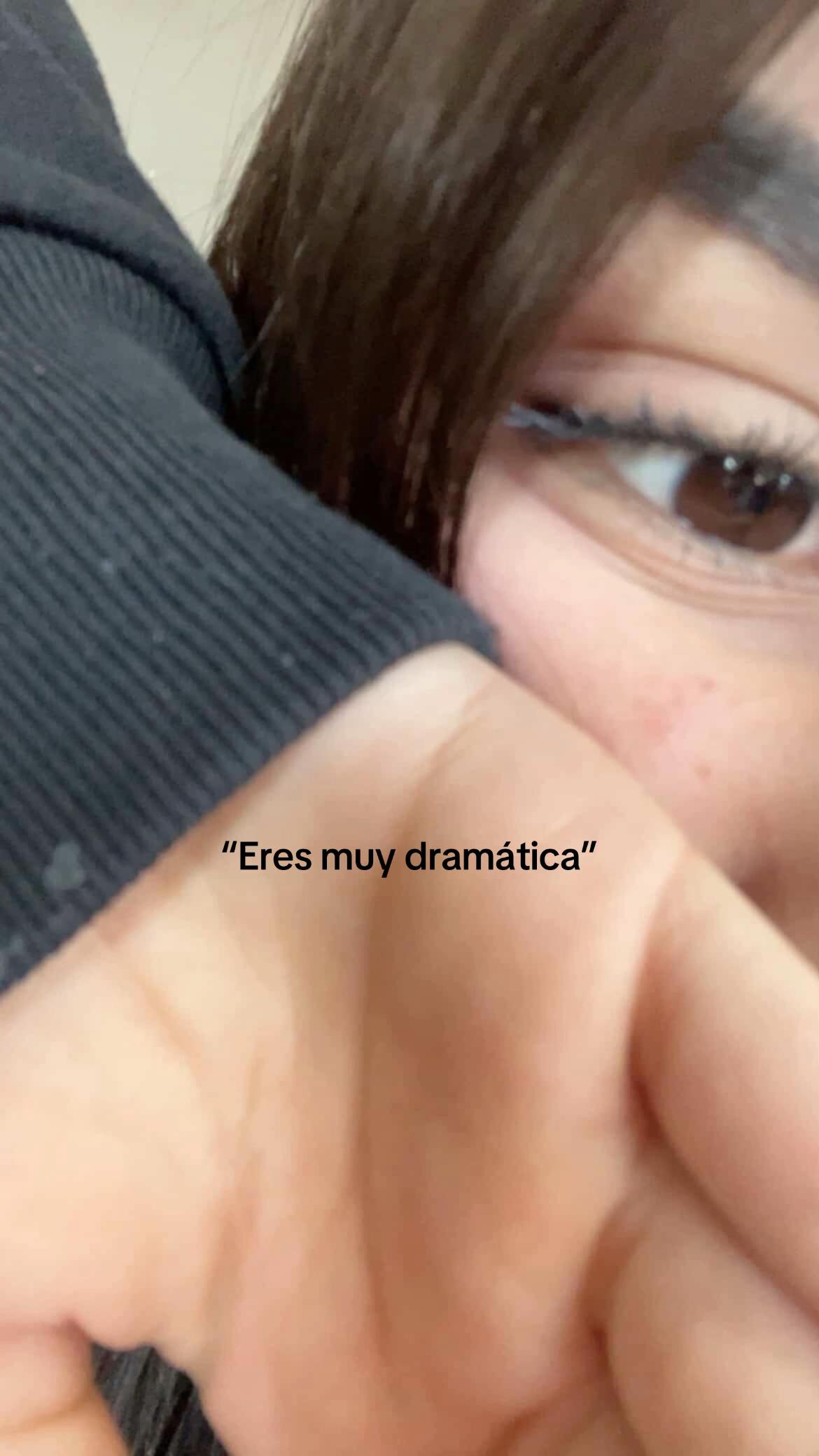 😔
