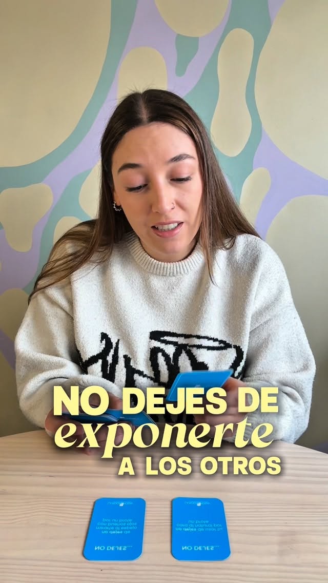 A lo largo de mi vida he tenido muchos brotes de acné, me acuerdo de un verano que me metía con polera a la playa porque tenía un brote muy grande en la espalda🫩

Hoy día miro para atrás y hay muchas